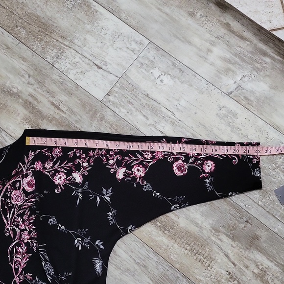 JM Collection Pretty Opulent Embellished Top - Picture 12 of 13